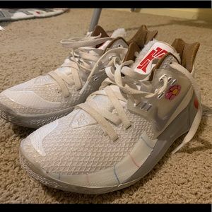 Nike Kyrie Spongebob Sandy Cheeks shoes